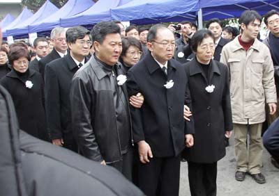 Wang Daohan's funeral held in Shanghai