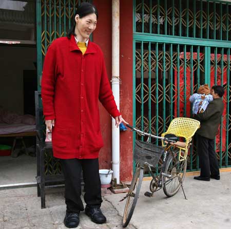 Tallest woman in Asia