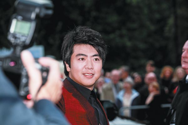 Lang bags Brit with classic charm