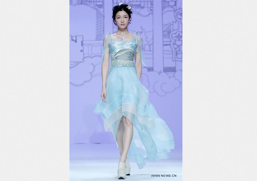 China Fashion Week: Deng Zhaoping