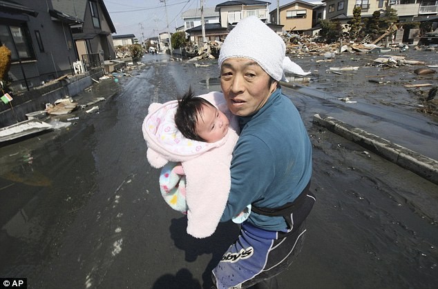 生老病死情何堪 日本災(zāi)區(qū)蕓蕓眾生相