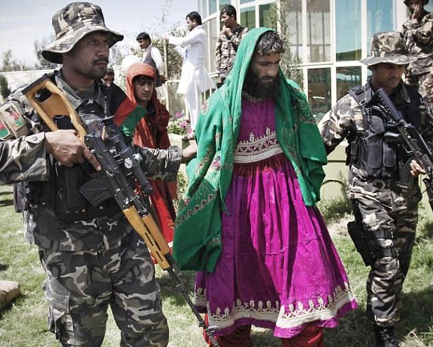 塔利班男扮女裝企圖潛入美軍基地 美國人在阿沒安全感