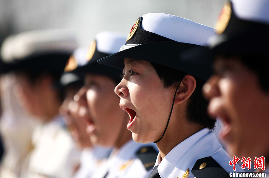 中國(guó)海軍北海艦隊(duì)新兵威武亮相（組圖）