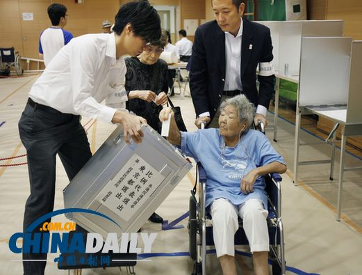 日參議院選舉：上午投票率低于前次 僅13.73%