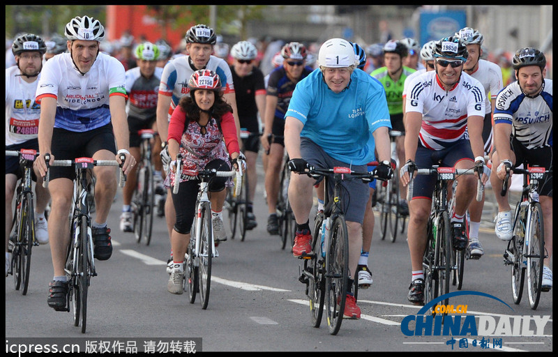 倫敦市長鮑里斯攜妻子參加自行車騎行活動（組圖）