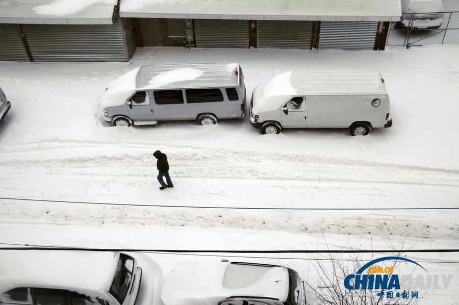 美國中東部遭遇暴風雪 致10余人死亡