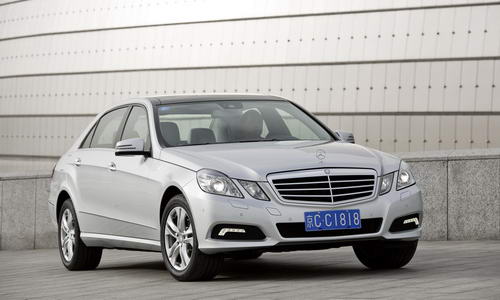 New arrival: Mercedes-Benz E260L CGI and E 300L