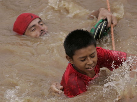 Tropical storm kills 86 in Central America