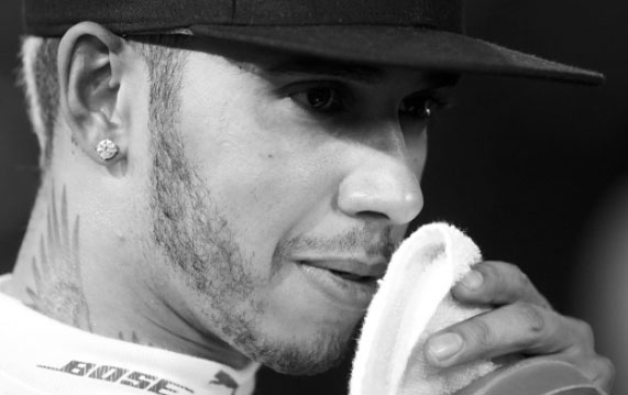 Hamilton still chasing idol Senna