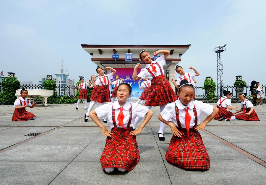 Children's Day observed around China