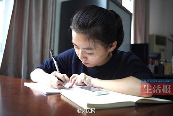 Vietnamese student's handwriting go viral online