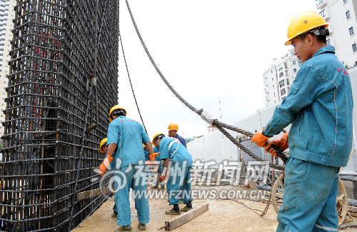 地鐵1號線11站點開建主體結構　9站點將陸續圍擋