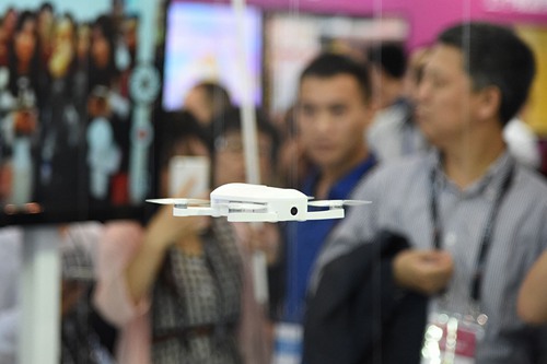 VR, robots, mini drones: Highlights of big data expo in Guiyang