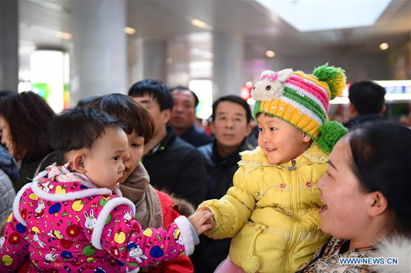 Railway stations witness surging passenger flows