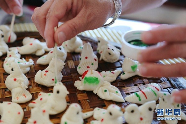 Animal-shaped buns made for Qingming Festival