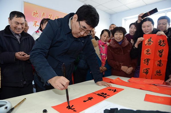 NE China Party secretary goes down to the village for Spring Festival