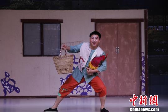 Liuqin Opera performer calls for cultivation of more talents