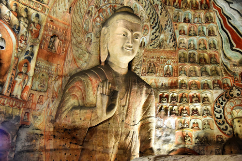 Yungang Grottoes: Buddhist caves house art treasures