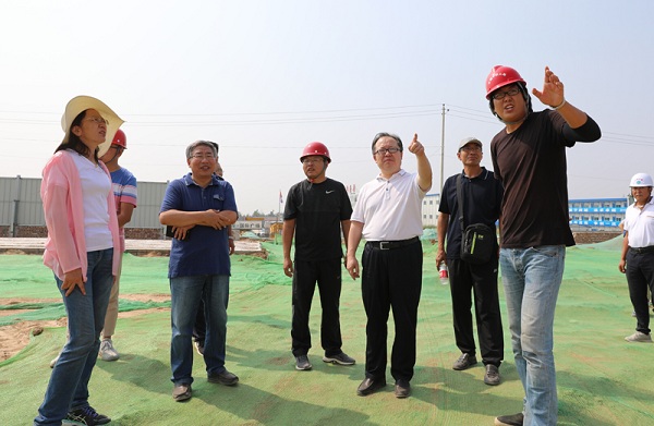 Han Yonghong urges safe construction at Dongshan campus