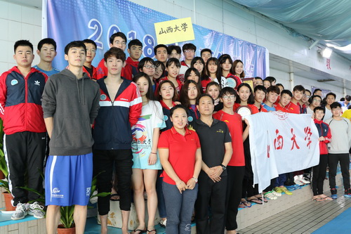 SXU students make a splash at swimming championship