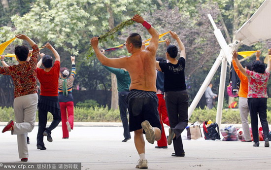 Public dancing needs support as elderly need to keep fit