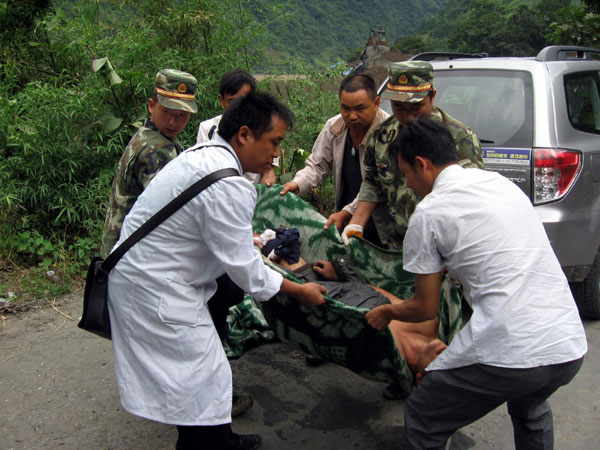 One dead, 90 missing after mudslide in Yunnan