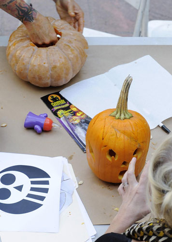 Jack-o'-lanterns made ahead of Halloween