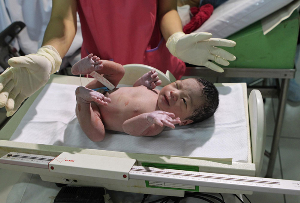 Seven billionth baby born in Philippines