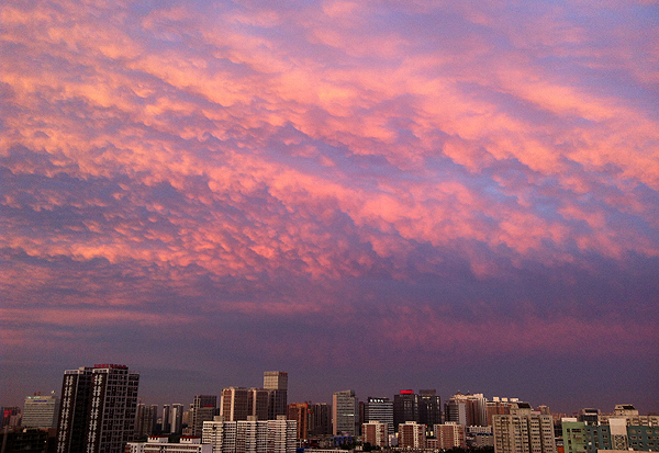 Beijing sees spectacular sunset after rain