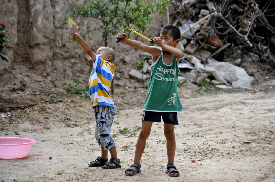 Who has more summer fun: Rural or urban kids?