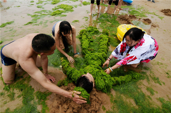 Fun with algae in E China