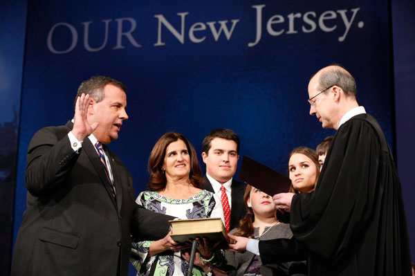 Amid scandal, Christie is sworn in for second term