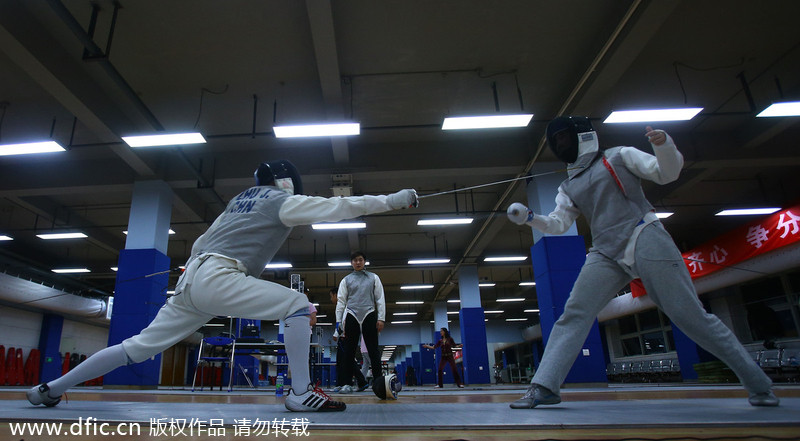 Fencing takes off in Shanghai