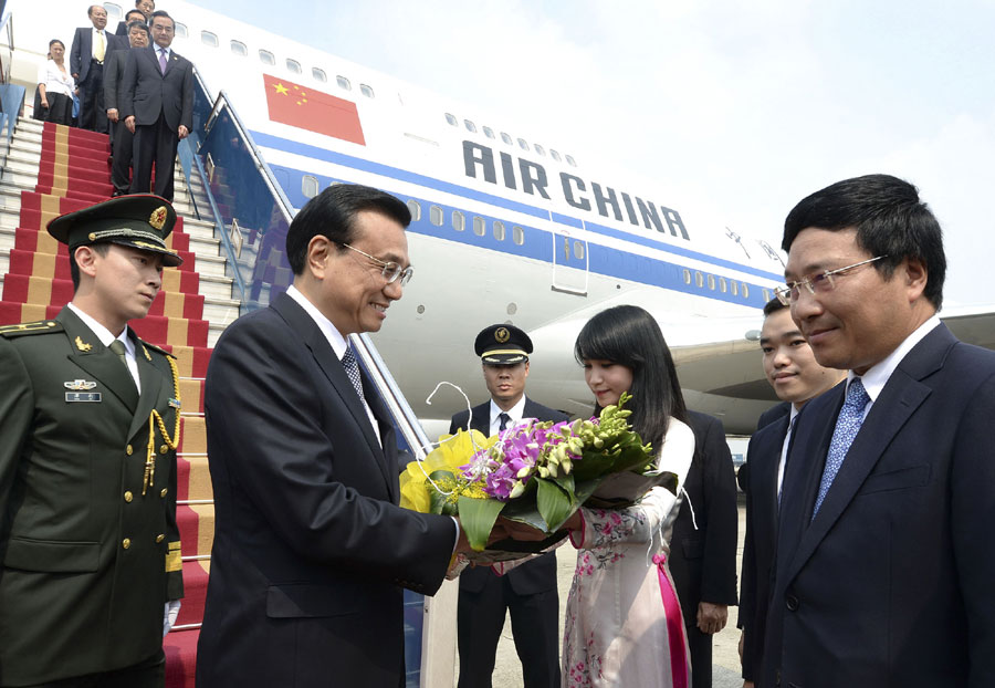 Highlights: Premier Li Keqiang in Vietnam