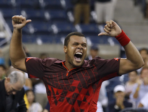 Tsonga rallies past Fish to make US Open quarters