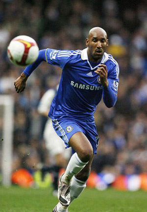 Chelsea striker Anelka linked to China