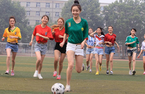 World Cup 2014 kicks off with colorful ceremony