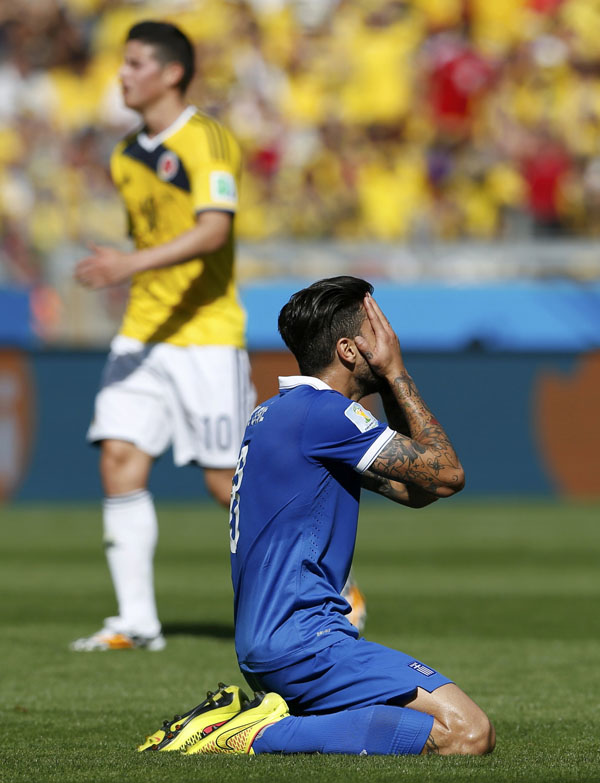 Colombia beat Greece 3-0 in joyous World Cup return