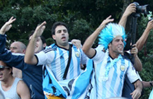 Messi scores and lifts Argentina 2-1 over Bosnia