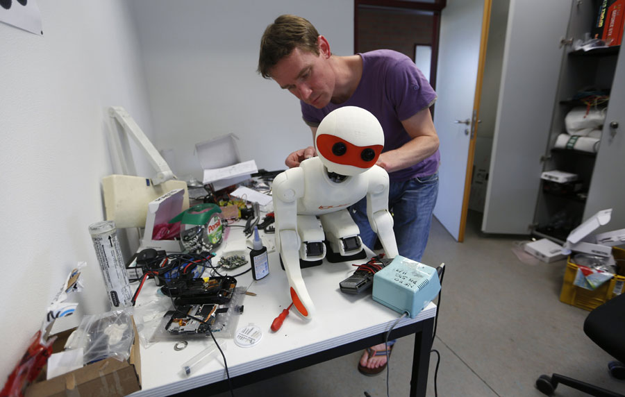 Humanoid robots to compete at RoboCup in Brazil