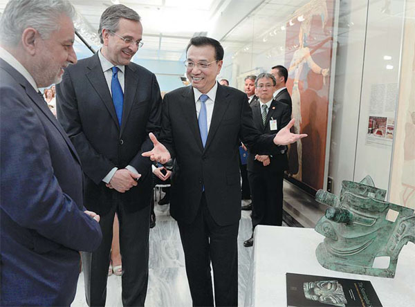 Li makes cultural visits in Greece