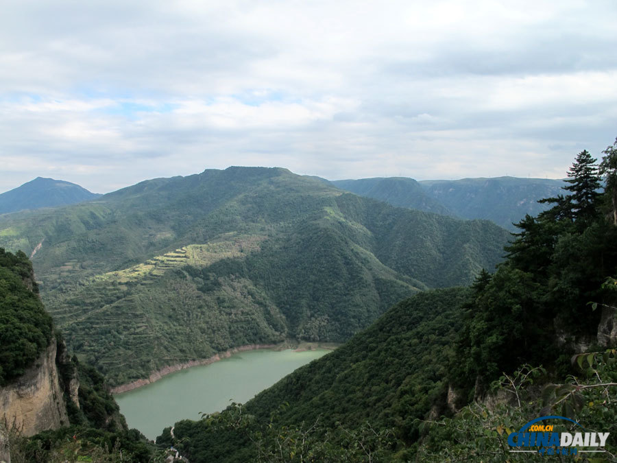 Sacred Taoist Mountain: Kongtong Mountain