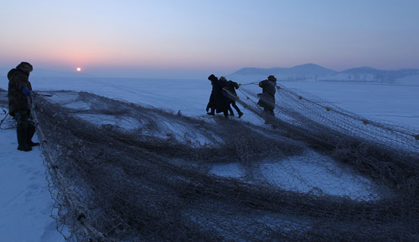 Winter fishing festival marked in NE China