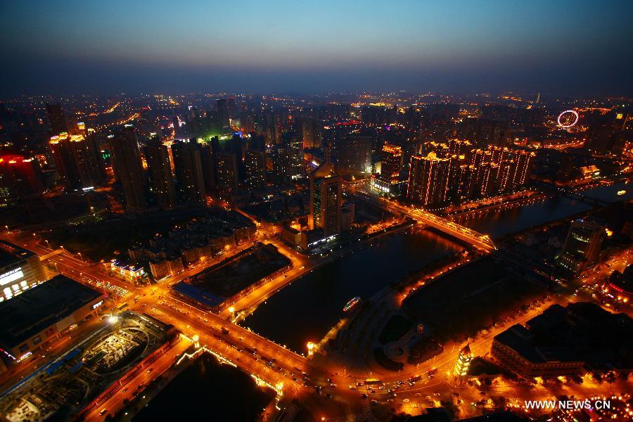 Night scene of north China's Tianjin