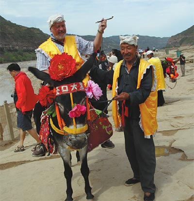 City of Linfen rises from coal dust to restored beauty