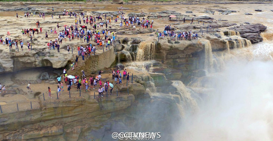 Magnificent view of Hukou Waterfall