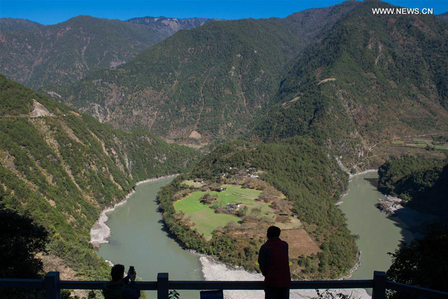 Scenery of Bingzhongluo Township in SW China's Yunnan