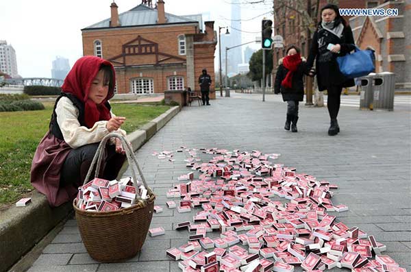 Shanghai's little match girl raises awareness for cold children