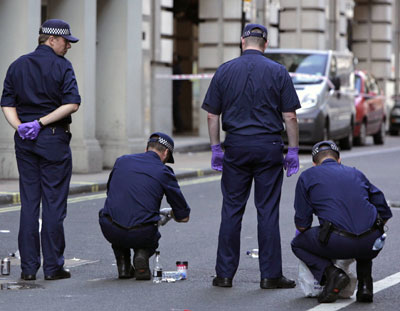 London police foil terror plot