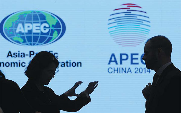 APEC prioritizes new growth drivers